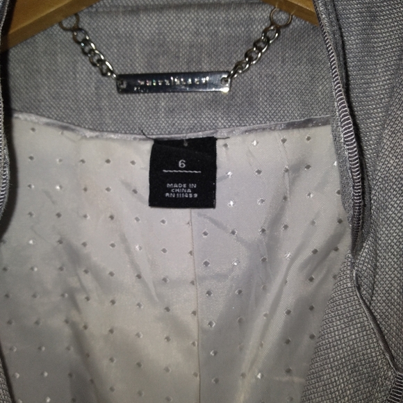 Gray blazer - Picture 5 of 7